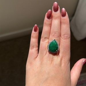 Ross Simons 11 carat emerald ring